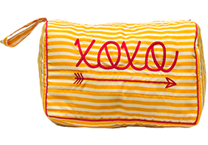 Xoxo Pouch